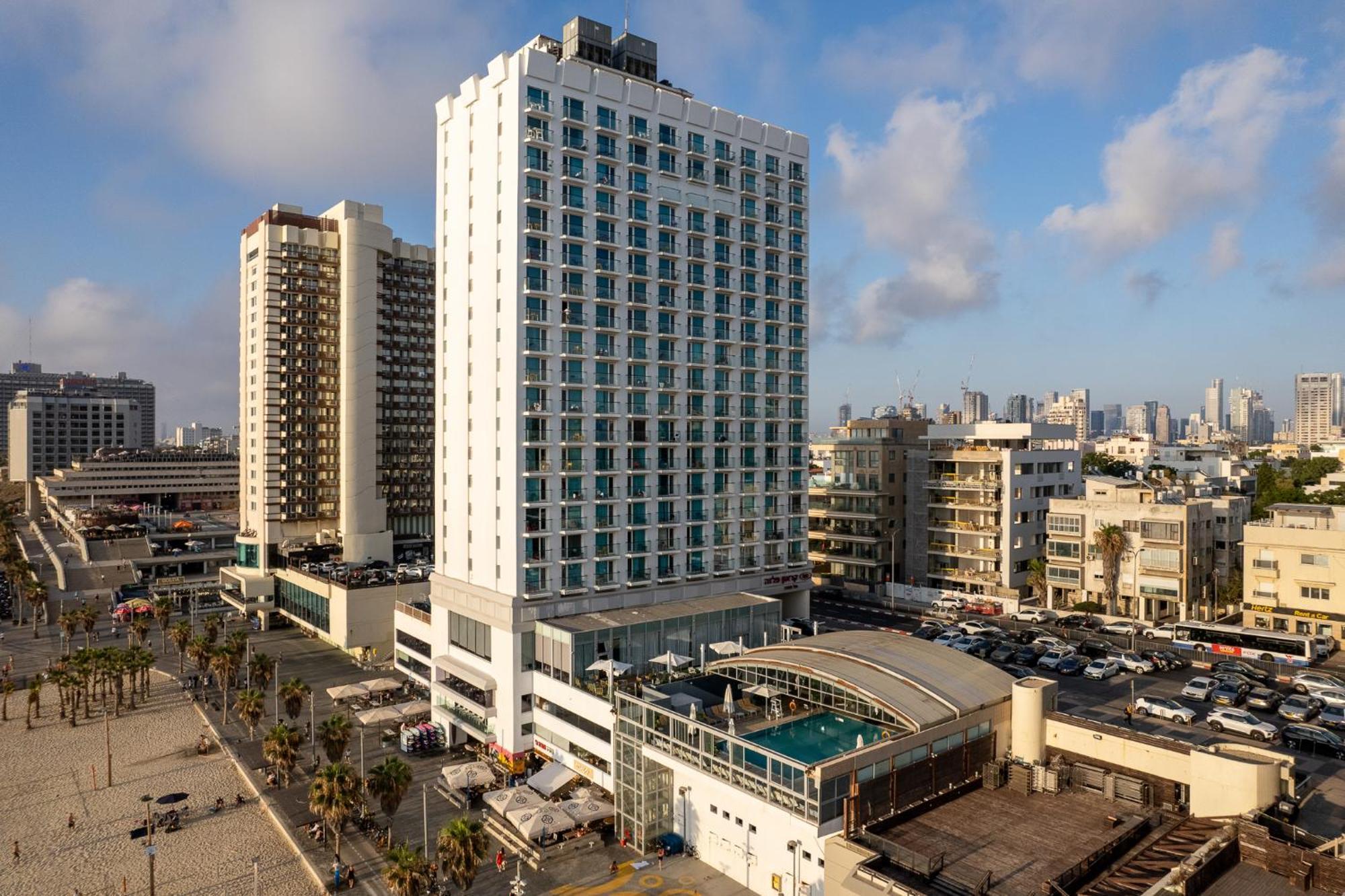 Crowne Plaza Tel Aviv Beach, An Ihg Hotel Exterior photo